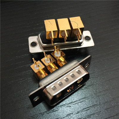 工业射频信号同轴D-SUB连接器 3芯混装弯脚90度焊板公座可带支架