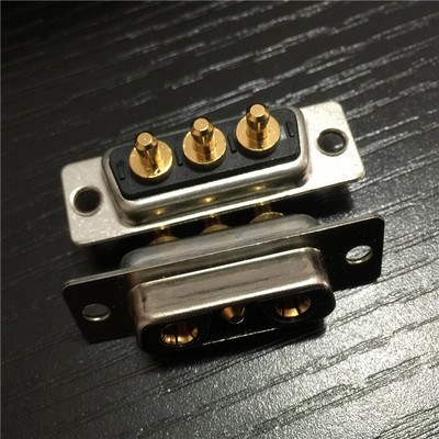 混装D-SUB大电流连接器 180度直插焊板3芯母座 2个母针1个公针